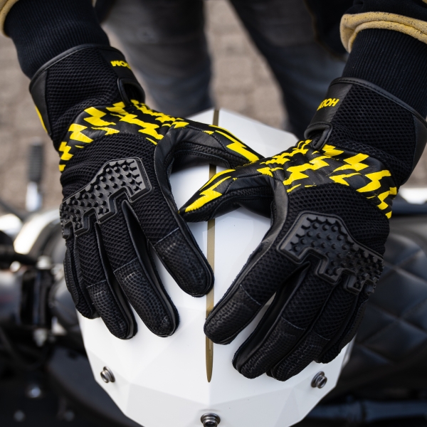 CERTIFIED MOTORCYCLE GLOVE IN LEATHER AND FABRIC - SAETTA